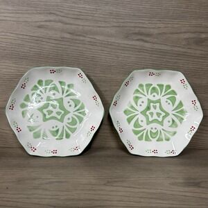 Temptations Winter Garden Green Red Snowflakes 2 PLATES 7 inch diameter
